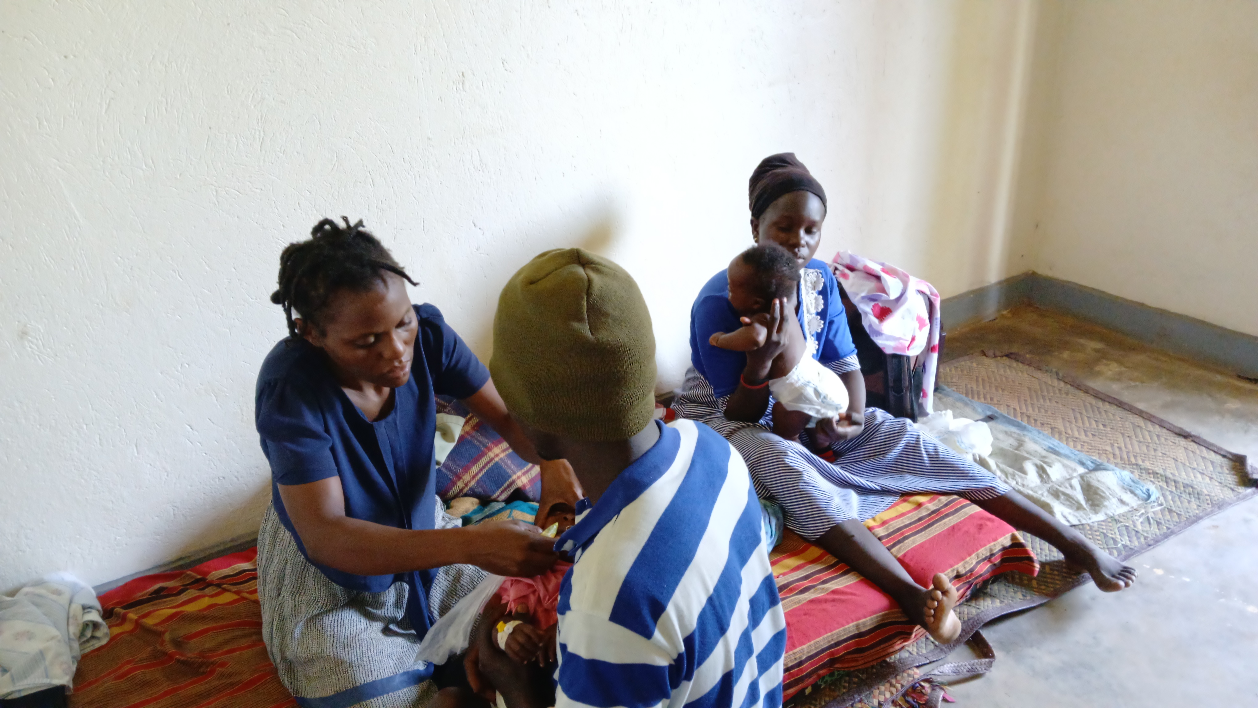 Helping a baby having severe measles